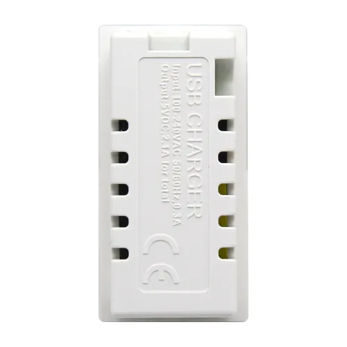 Фото USB зарядное устройство, 2.1A, Type A + C, 1 мод., бел. (22.5х45мм)